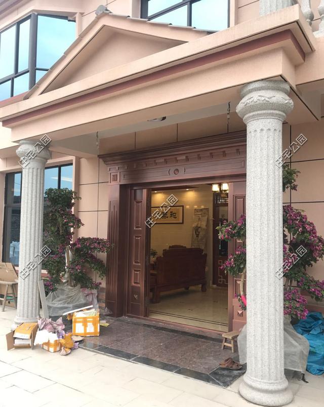 這棟江西別墅主體加裝修才花了85萬，主要是趕上了好時機(jī)，性價比太高了