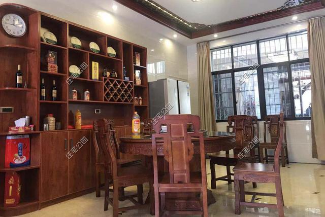 這棟江西別墅主體加裝修才花了85萬，主要是趕上了好時機(jī)，性價比太高了