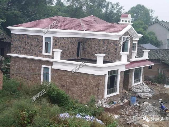 二層農村田園別墅設計圖，花20萬就能享受大自然的靜謐。