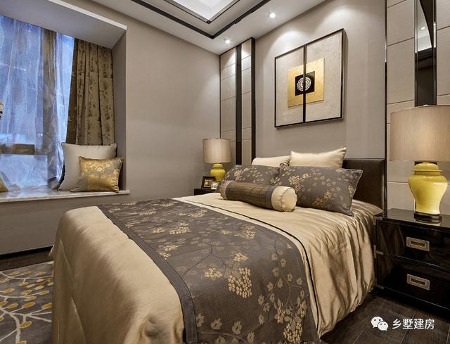 帶超大車(chē)庫(kù)和挑空客廳的四層別墅設(shè)計(jì)圖，別墅精致更實(shí)用，不比城里的別墅差