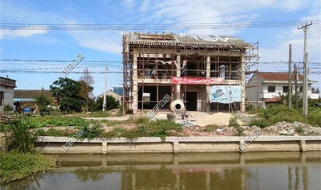 三層中式養(yǎng)老小別墅設(shè)計(jì)圖，62萬(wàn)交給專(zhuān)業(yè)施工隊(duì)，帶施工圖和效果圖。