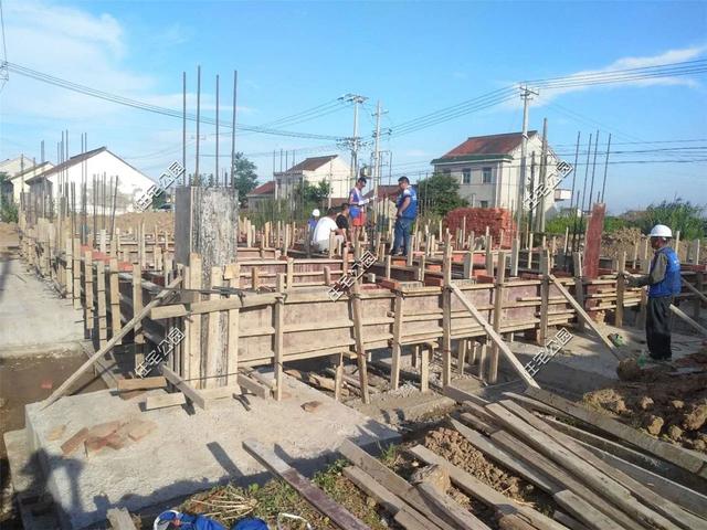 三層中式養(yǎng)老小別墅設(shè)計(jì)圖，62萬(wàn)交給專(zhuān)業(yè)施工隊(duì)，帶施工圖和效果圖。