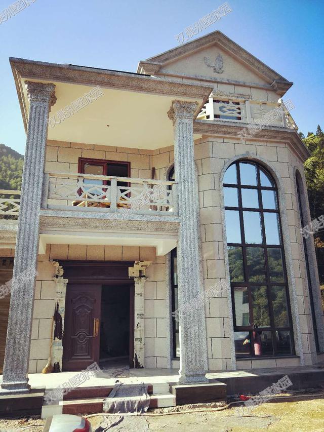 占地117平的三層別墅設(shè)計(jì)圖，帶車(chē)庫(kù)，帶實(shí)景效果圖，小戶型中的精品！