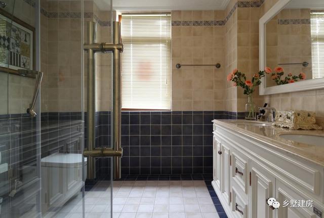 三層別墅，大氣婉約，精致絕美，露臺(tái)層層疊加，越看越喜歡。