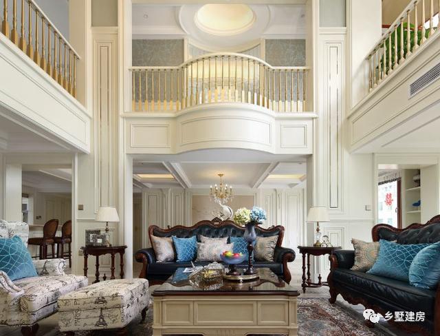 三層別墅，大氣婉約，精致絕美，露臺(tái)層層疊加，越看越喜歡。