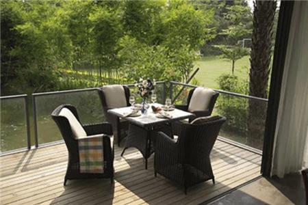 二層徽派農(nóng)村別墅設(shè)計圖，帶你領(lǐng)略江南水鄉(xiāng)！