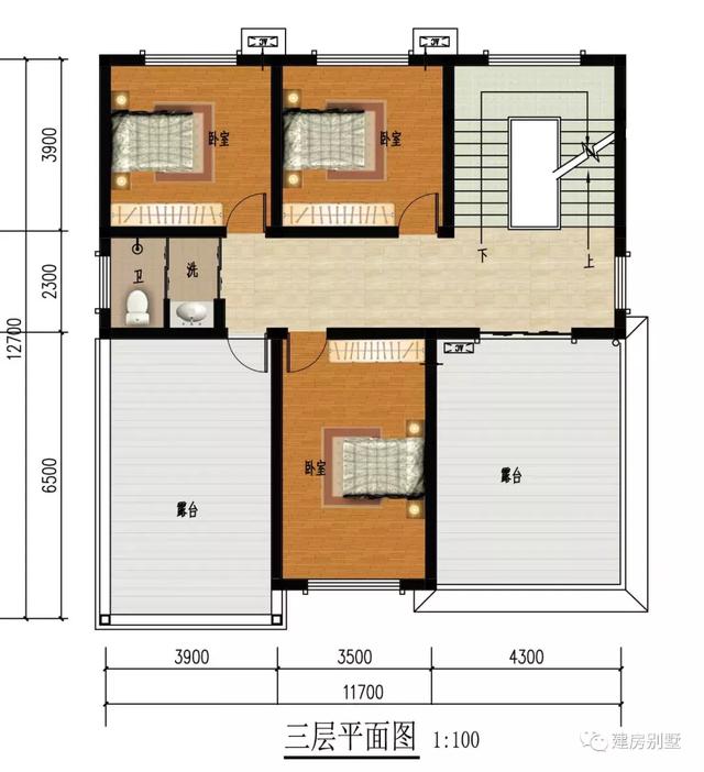 兩棟面寬接近的三層農(nóng)村自建房，誰(shuí)看誰(shuí)喜歡。