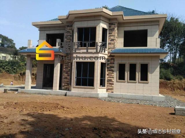 經(jīng)典農(nóng)村二層歐式小樓設(shè)計(jì)圖，外觀大氣，內(nèi)部實(shí)用，四種內(nèi)布局設(shè)計(jì)方案任你挑選。