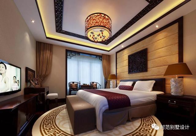 二層鄉(xiāng)村歐式小樓設(shè)計(jì)圖，溫馨舒適，帶車(chē)庫(kù)，方便出行。