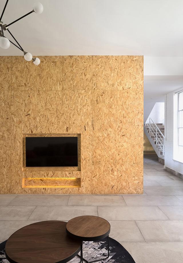 農(nóng)村建房也能建成這樣的白色別墅，設(shè)計也太新穎了吧！