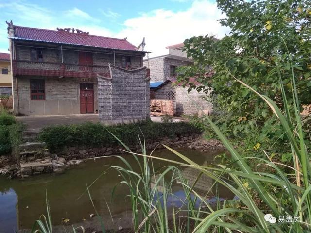 15.9m×11.2m三層新中式別墅，56萬建成，過起了江南鄉(xiāng)村生活。