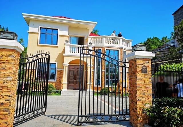 二層經(jīng)典農(nóng)村自建房，火爆了全村，建一棟，能成為全村模仿對象。