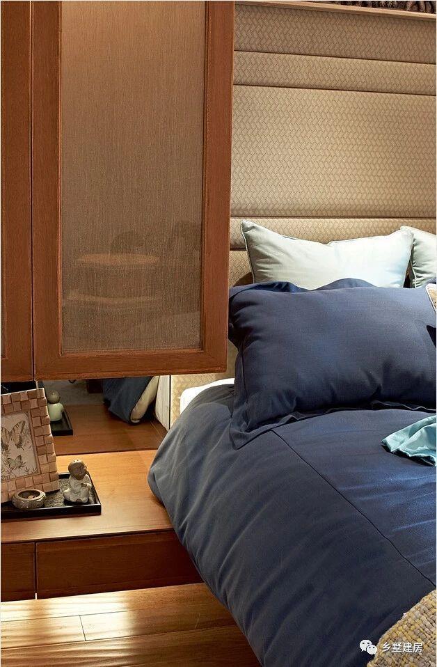 帶半地下室的三層簡歐農(nóng)村別墅，戶型方正，典雅大氣，豪華到令人窒息！