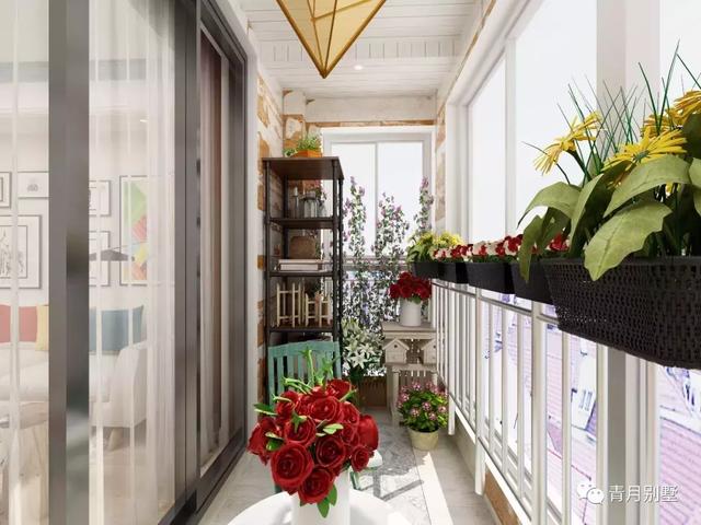 帶走廊飄窗長陽臺(tái)的二層鄉(xiāng)村別墅設(shè)計(jì)圖，外觀樸素自然，非常適合父母養(yǎng)老。