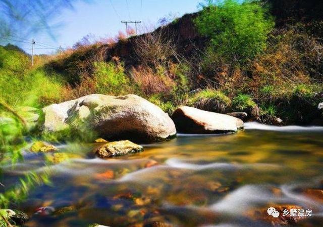 典雅的歐式三層雙拼別墅設(shè)計圖，新設(shè)計的別墅款式真是好看又實用！