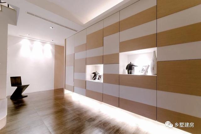 簡歐風(fēng)別墅設(shè)計(jì)圖，11X9.6米帶閣樓設(shè)計(jì)別具一格，適合農(nóng)村自建！