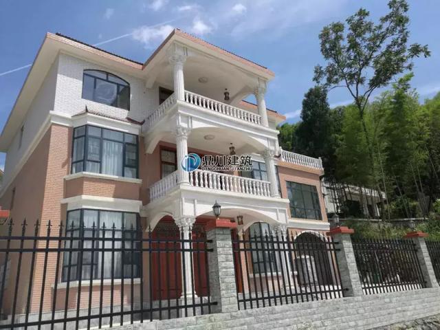 5套別墅設(shè)計(jì)圖，建出來(lái)超霸氣，是你們想要的戶型，19年建房的快收藏