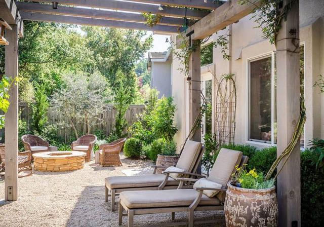 2023流行的家居庭院地面材料大集合，量身塑造千姿百態(tài)庭院景觀！