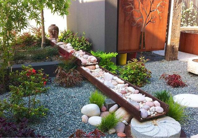 2023流行的家居庭院地面材料大集合，量身塑造千姿百態(tài)庭院景觀！