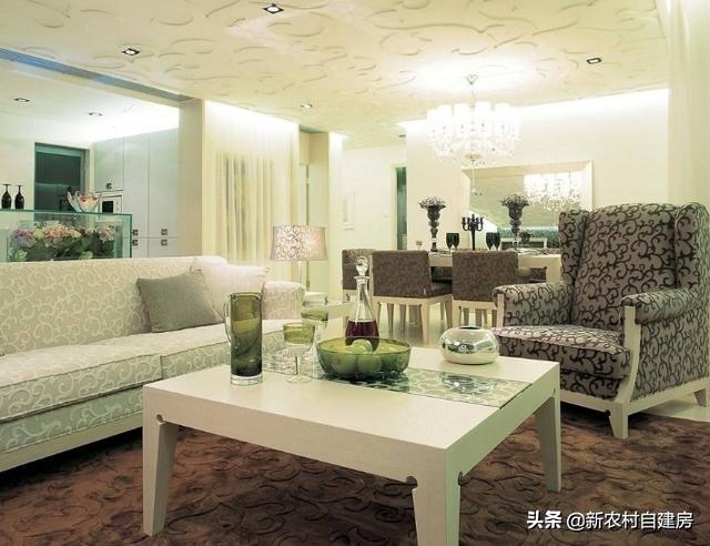 農(nóng)村三層歐式自建房設計圖，外觀簡約大氣、是農(nóng)村建房不錯的選擇！