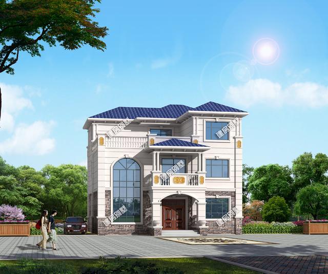 復(fù)式三層別墅設(shè)計(jì)圖，12.4×13.3米，布局合理，節(jié)省空間