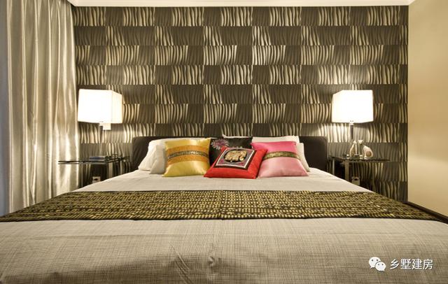 兩層簡歐風(fēng)別墅設(shè)計圖，地下室+挑空客廳，不僅僅只是實用，美觀度也很高。農(nóng)村自建房中的完美選擇