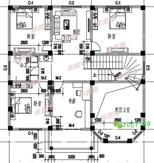 14x17米帶復(fù)式挑空客廳農(nóng)村三層別墅設(shè)計(jì)圖，空間設(shè)計(jì)合理，帶多個(gè)休閑娛樂室，可帶多個(gè)親朋好友一起娛樂，一起享受休閑的假