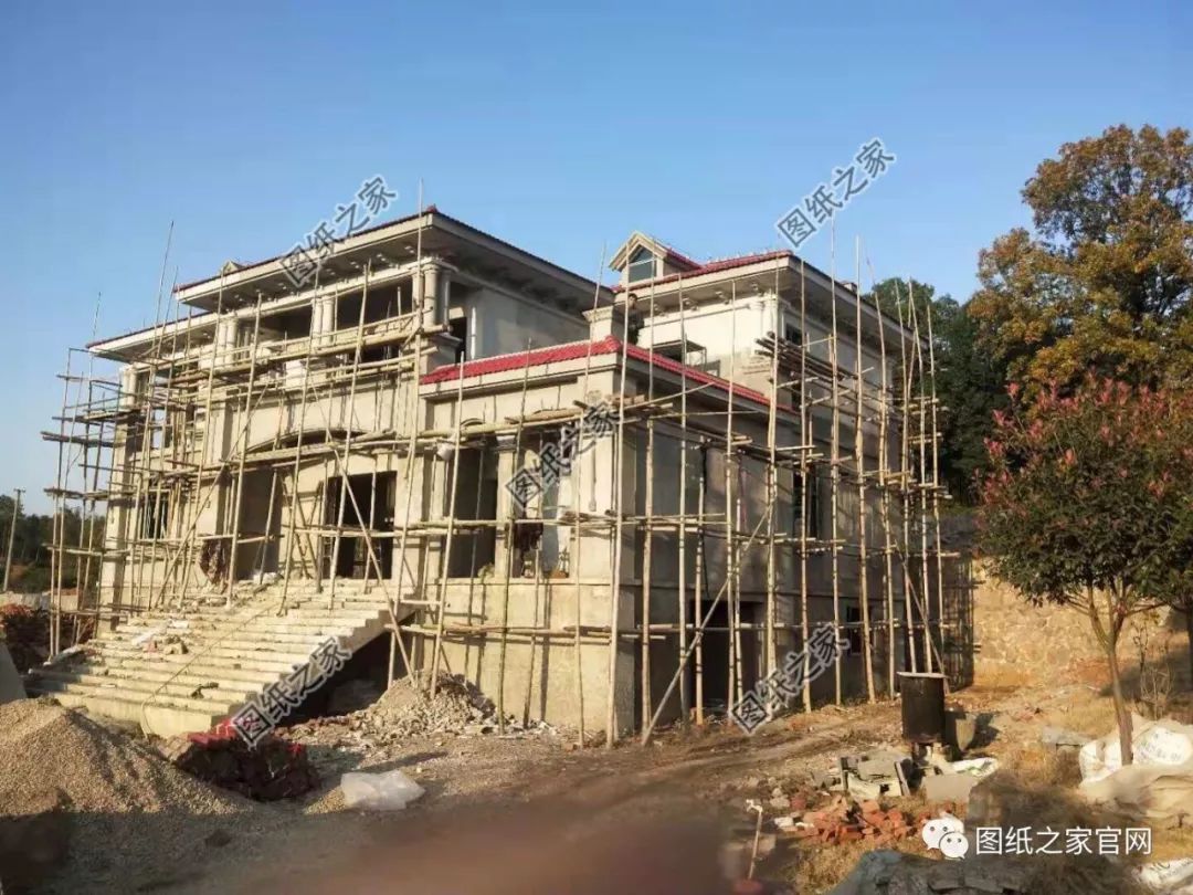 35萬(wàn)農(nóng)村蓋二層小洋樓，實(shí)用舒適又省錢(qián)，美到鄰居羨慕！【建房實(shí)拍】