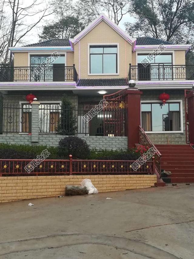 圖紙之家建房案例：20萬(wàn)修建別墅不是夢(mèng)，楊女士這款別墅就是最好的證明