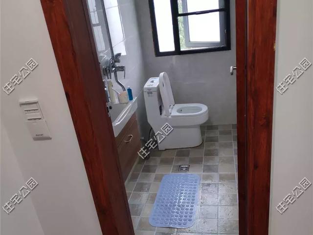 回農(nóng)村70萬(wàn)自建別墅，羨慕死城里人，附施工過(guò)程