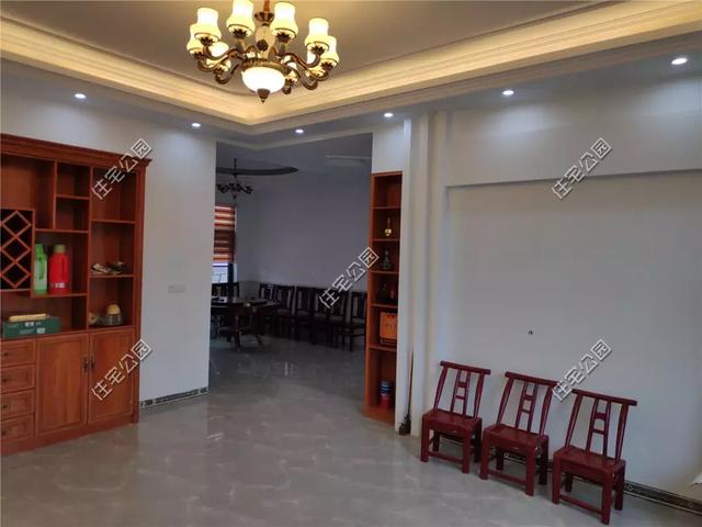 回農(nóng)村70萬(wàn)自建別墅，羨慕死城里人，附施工過(guò)程