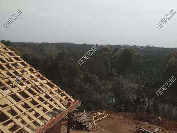 回農(nóng)村70萬(wàn)自建別墅，羨慕死城里人，附施工過(guò)程