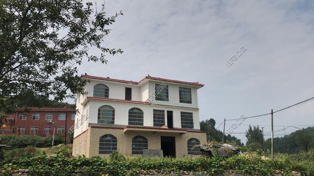陜西回農(nóng)村自建房，48萬建3層小樓，超值