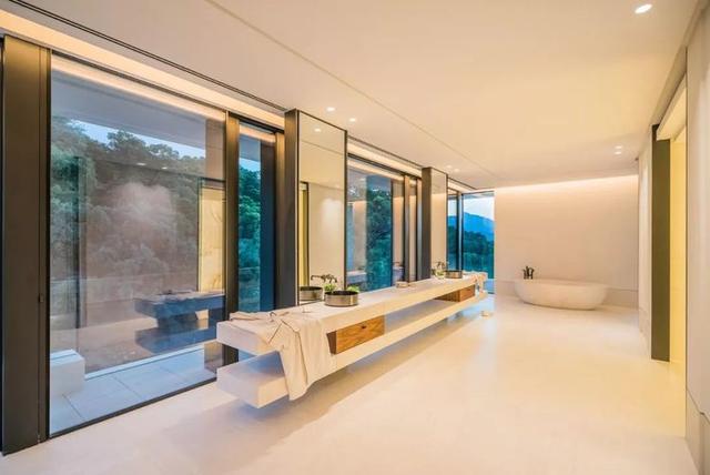 全球頂級(jí)別墅，售價(jià)2.5億，從沒(méi)見(jiàn)過(guò)這么驚艷的泳池