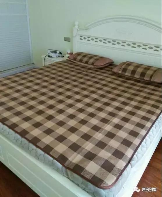 曬曬我的農(nóng)村自建房，外觀其貌不揚(yáng)，但戶型布局非常實(shí)用