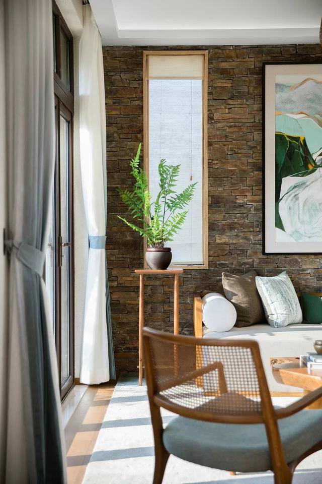 最美庭院別墅實拍，一進庭院就被驚艷到了，這才叫別墅