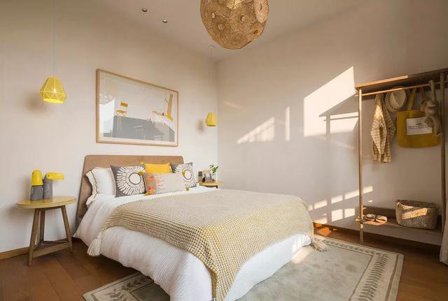 最美庭院別墅實拍，一進庭院就被驚艷到了，這才叫別墅