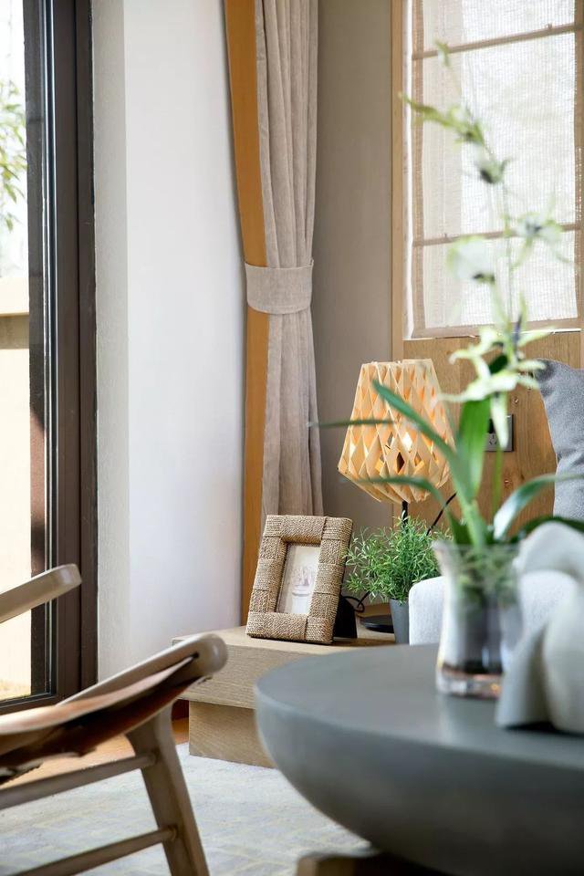 最美庭院別墅實拍，一進庭院就被驚艷到了，這才叫別墅