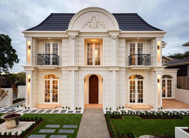 城堡類型的住房圖片，隨便建一棟就是全村最豪別墅