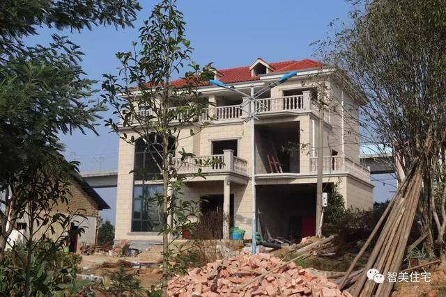 湖南農(nóng)村別墅三層樓完工實(shí)拍，主體花了50萬(wàn)