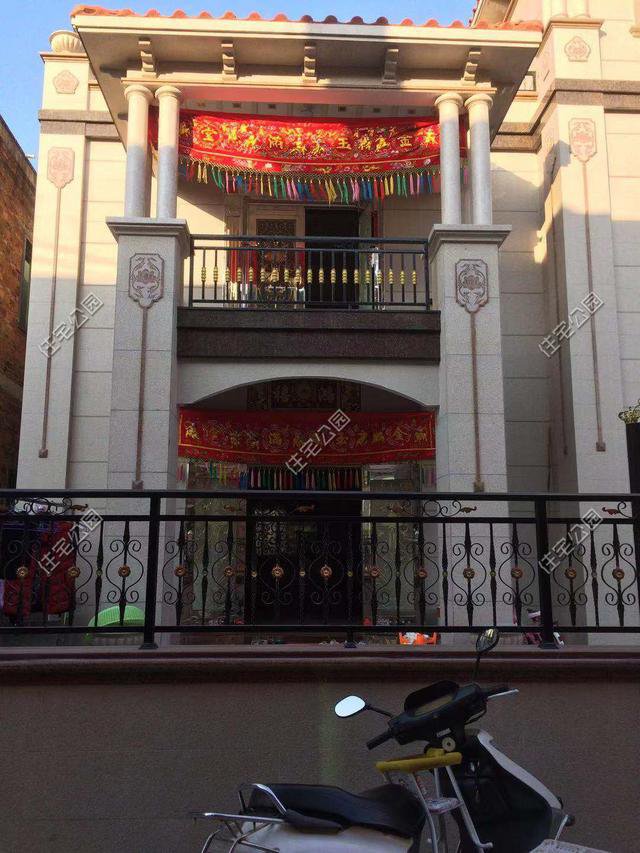 3層別墅還有小院，19萬就搞定，我是不信？你呢