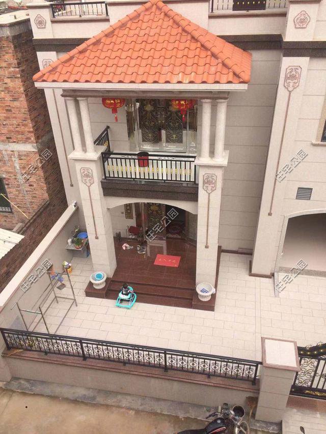 3層別墅還有小院，19萬就搞定，我是不信？你呢