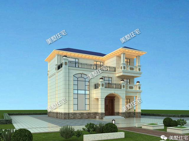 13.2×12.1米三層簡歐別墅方案平面圖，戶型端正