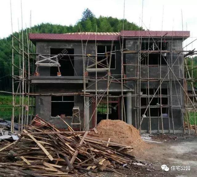 農(nóng)村自建房屋頂這樣做，不做防水也不漏