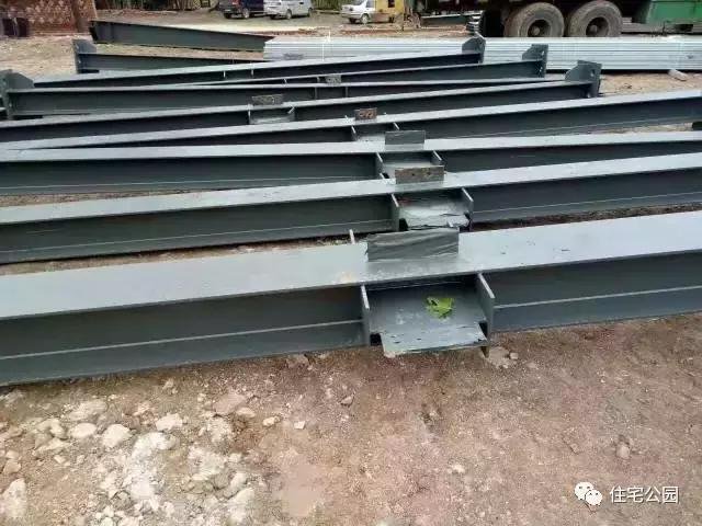 農(nóng)民自建房鋼結(jié)構(gòu)別墅，每平米造價僅1500，還做什么磚混框架！