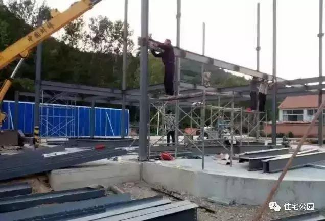 農(nóng)民自建房鋼結(jié)構(gòu)別墅，每平米造價僅1500，還做什么磚混框架！