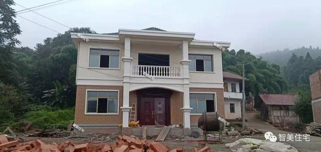 占地120平簡約普通二層自建房子設計圖，30萬內(nèi)，完工圖更漂亮