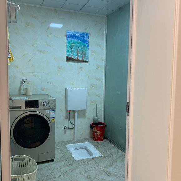 80萬回老家建兩層小別墅含內(nèi)部裝修，鄰居看完都說很實(shí)用