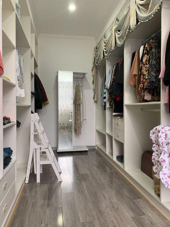 80萬回老家建兩層小別墅含內(nèi)部裝修，鄰居看完都說很實(shí)用