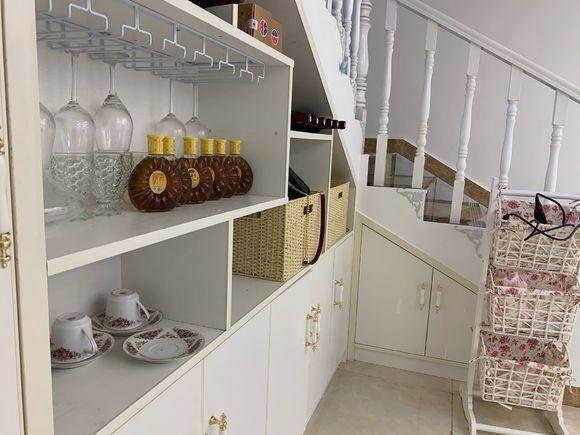 80萬回老家建兩層小別墅含內(nèi)部裝修，鄰居看完都說很實(shí)用